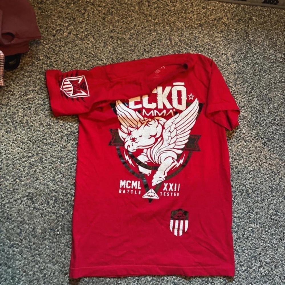 Mens Ecko Unltd MMA Vintage Y2K Skater Streetwear Graphic Tee Red Medium